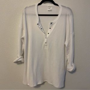 AERIE Offline waffle knit henley tee. Size medium.